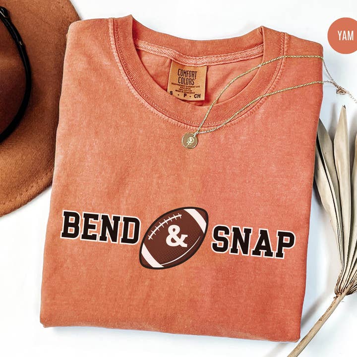 T-shirt de football féminin Bend & Snap Comfort Colors, T-shirt de jour de match pour la vente par Glaime