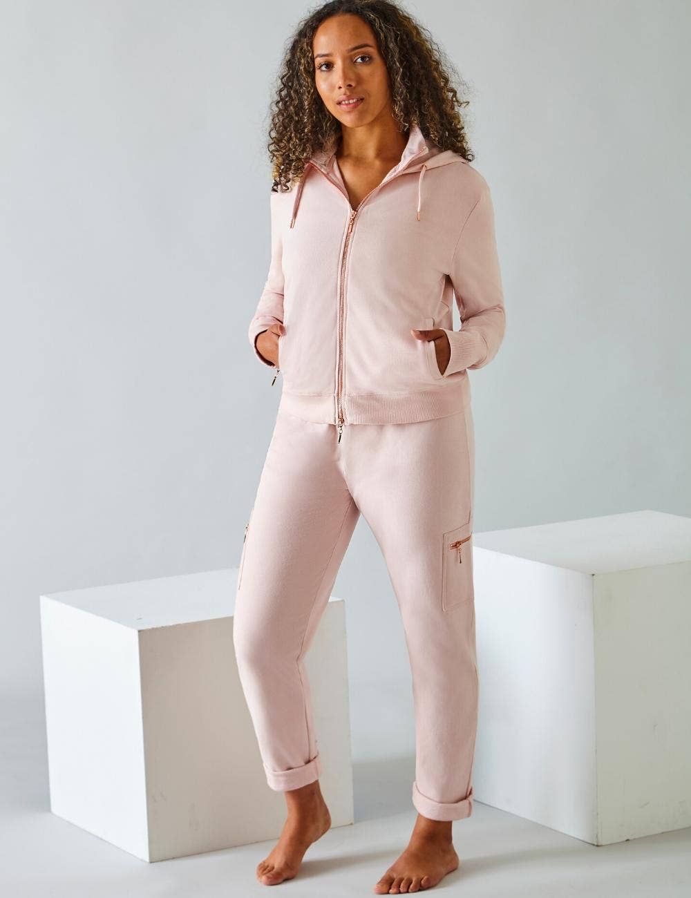 Doven - Vendita all'ingrosso Pantaloni sportivi/da jogging - Donna - Pantaloni da jogging Helvi Combat - Blush4