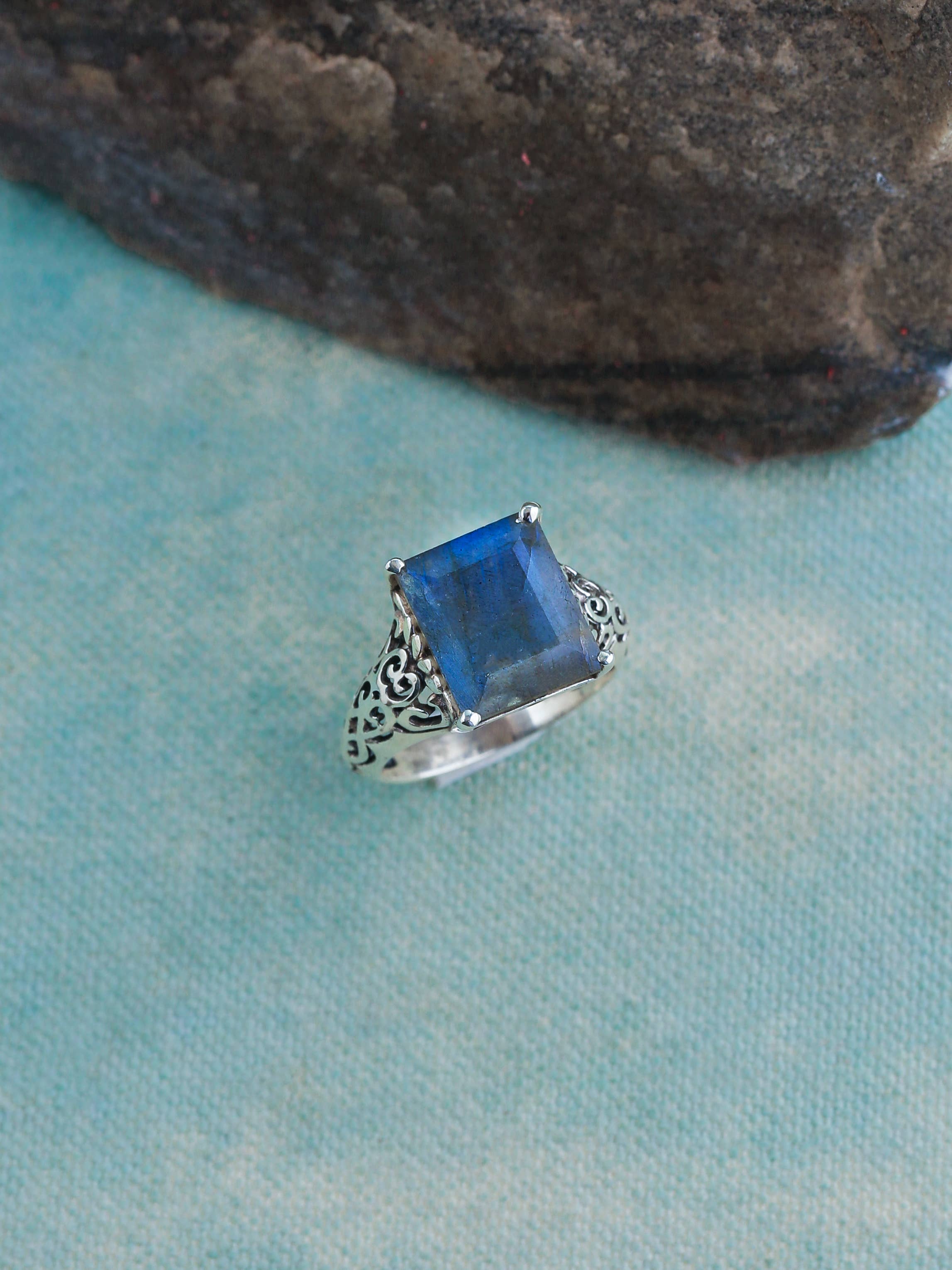 Tiramisu - Wholesale Single Stone/Solitaire Ring - 925 Sterling Silver Labradorite Flingree Gemstone Ring2