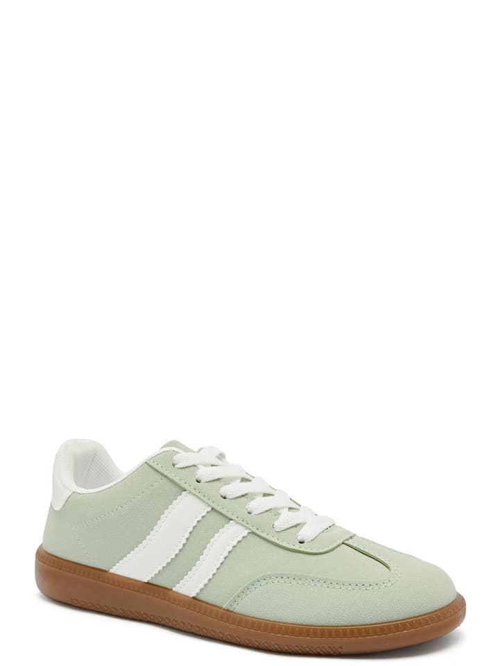 ERYNN - Wholesale Lifestyle Sneakers - Women's - lace-up sneakers - Zoe14