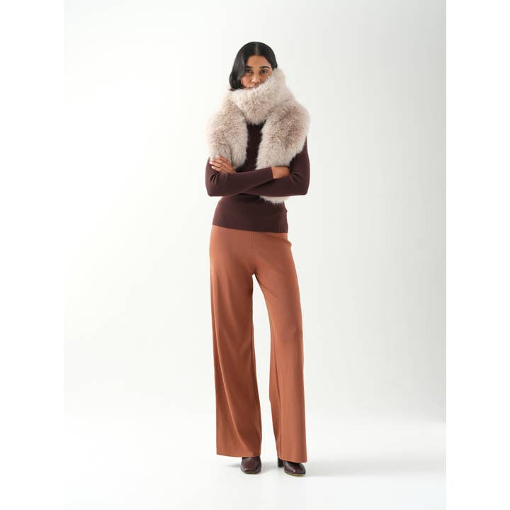 Unreal Fur - Wholesale Scarf – Women's - West End Scarf2