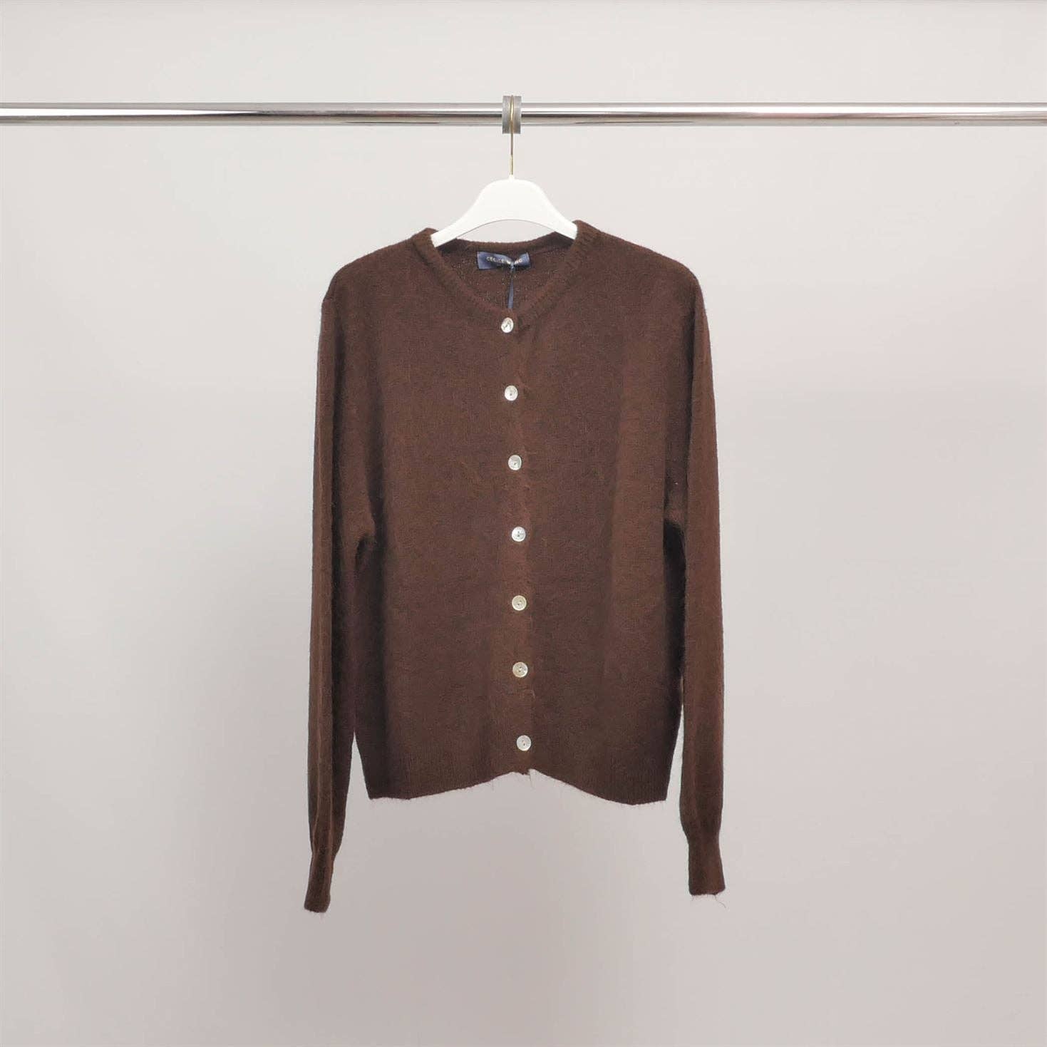 Cecile Wang - Vente Cardigan – femme - Gilet col rond en maille duveteuse PJ250056