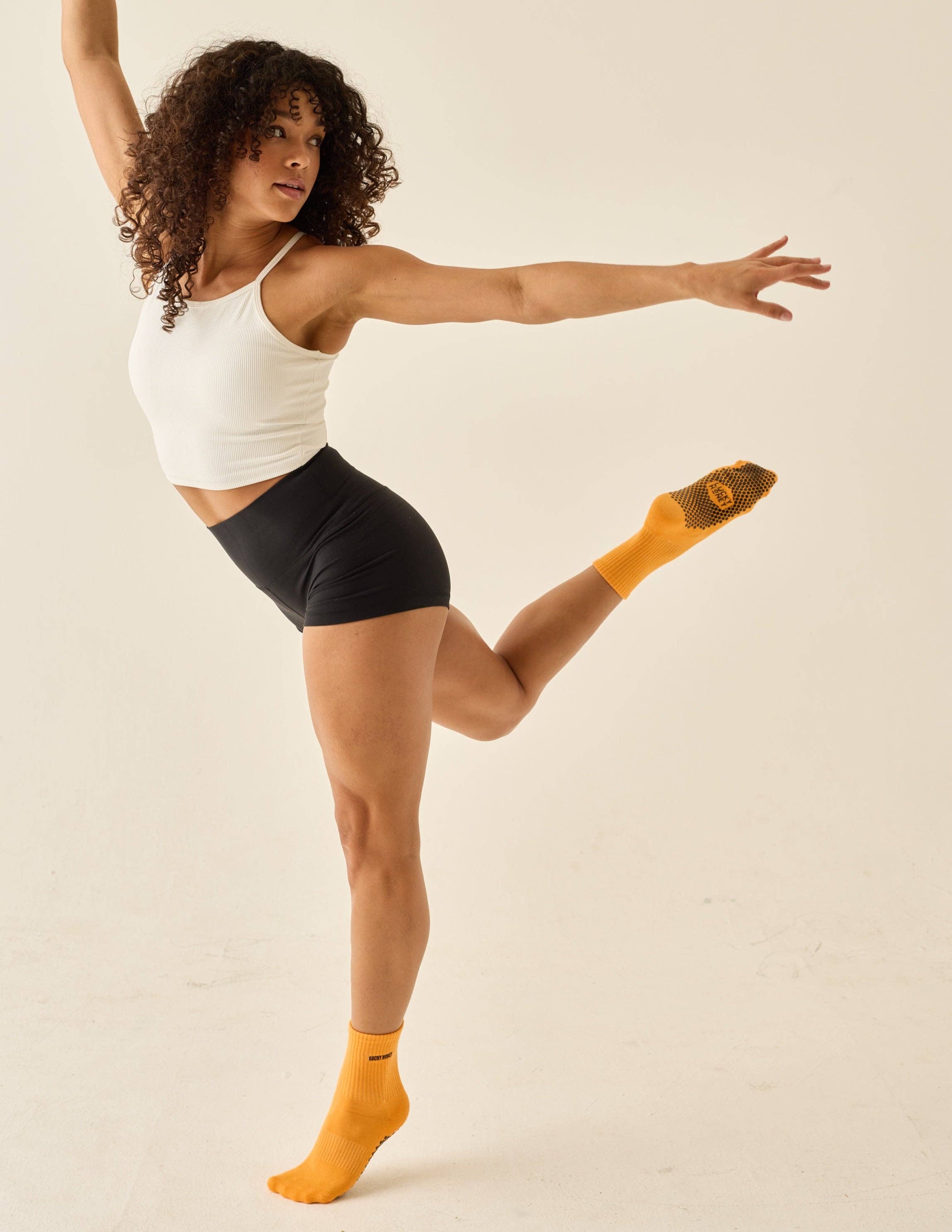 LUCKY HONEY - Wholesale Socks - Women's - The Core Grip Sock6