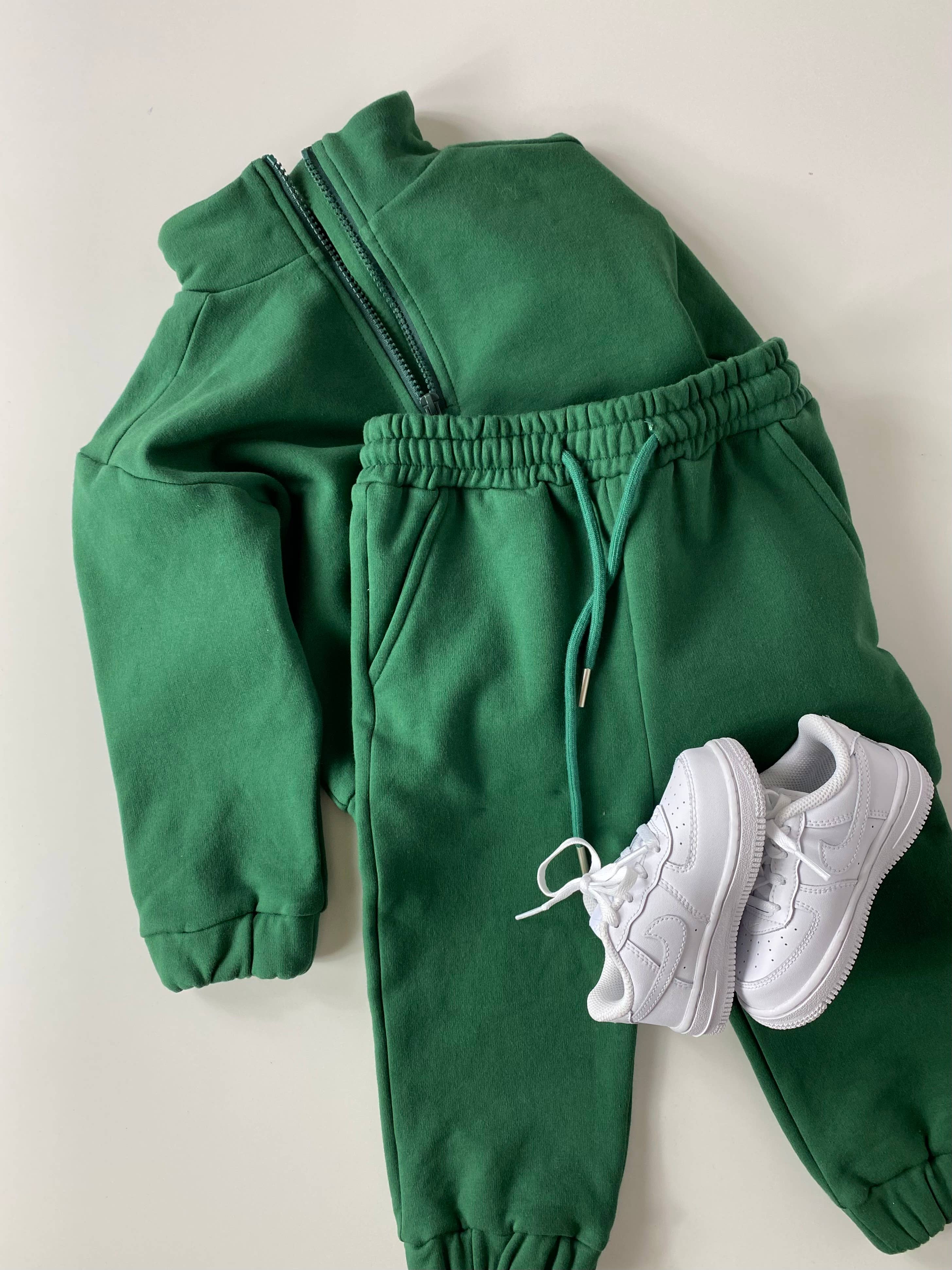 Fleece Sweatsuit Set in Emerald for wholesale on Faire10