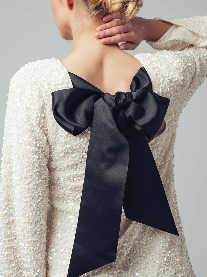 Urban Daizy - Wholesale Dress - Women's - Bell Sleeve Contrast Bow Back Sequin Dress7