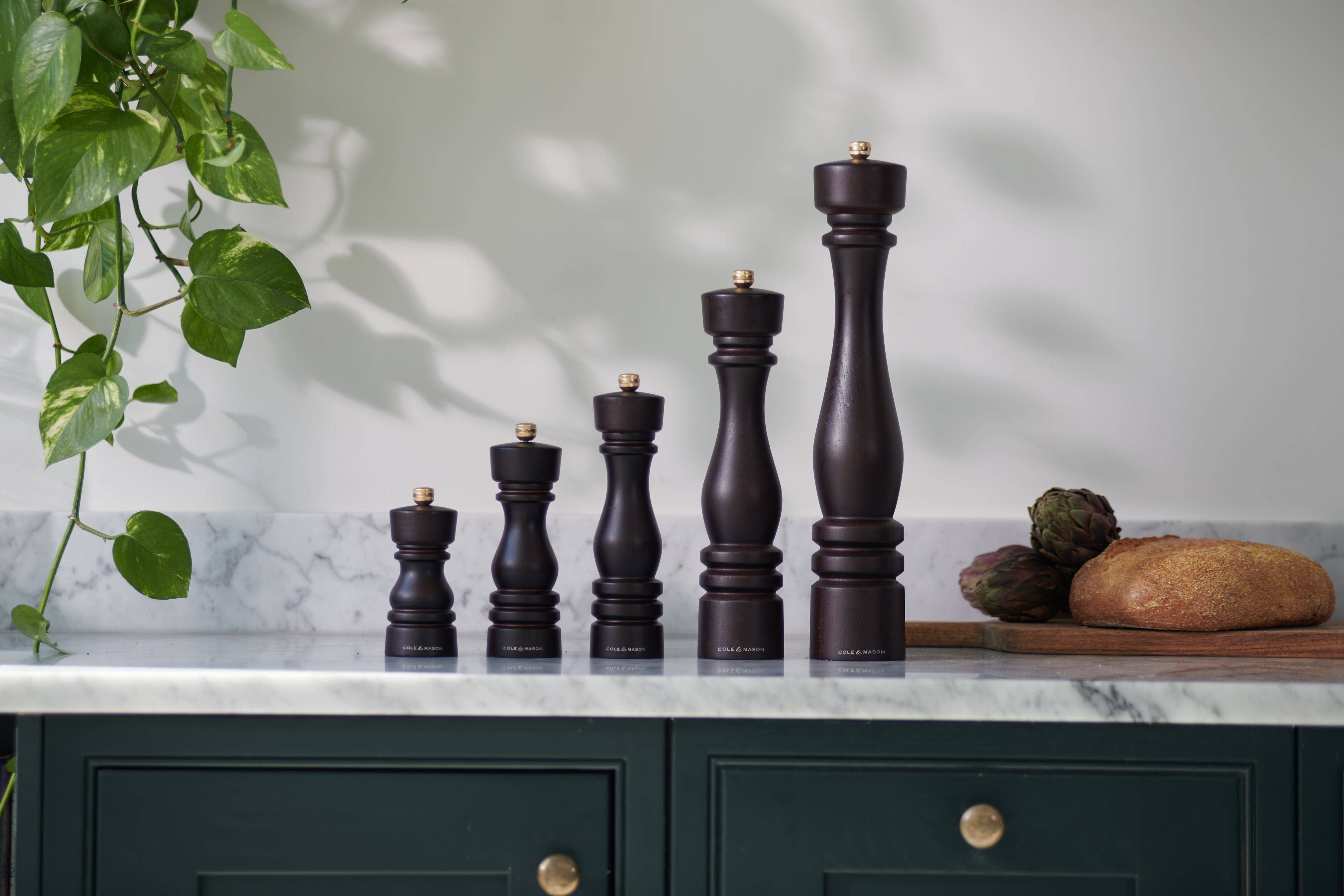 DKHB [Zyliss, Cole & Mason, Swissmar, AdHoc, Ken Hom] - Wholesale Salt & Pepper Shaker Set - Cole & Mason London Chocolate Wood Salt & Pepper Mills Set1