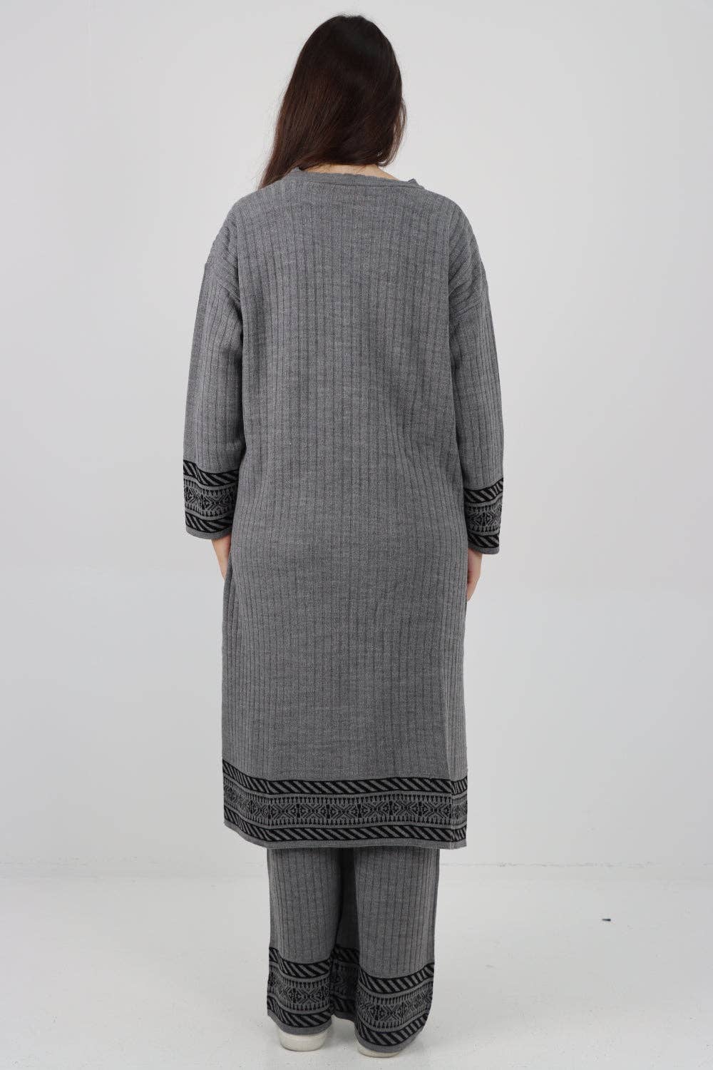 Miss Bold – wholesale Set med topp och byxa – Dam – Italienskt ribbat koord-set med kontrasterande kant för vinter3