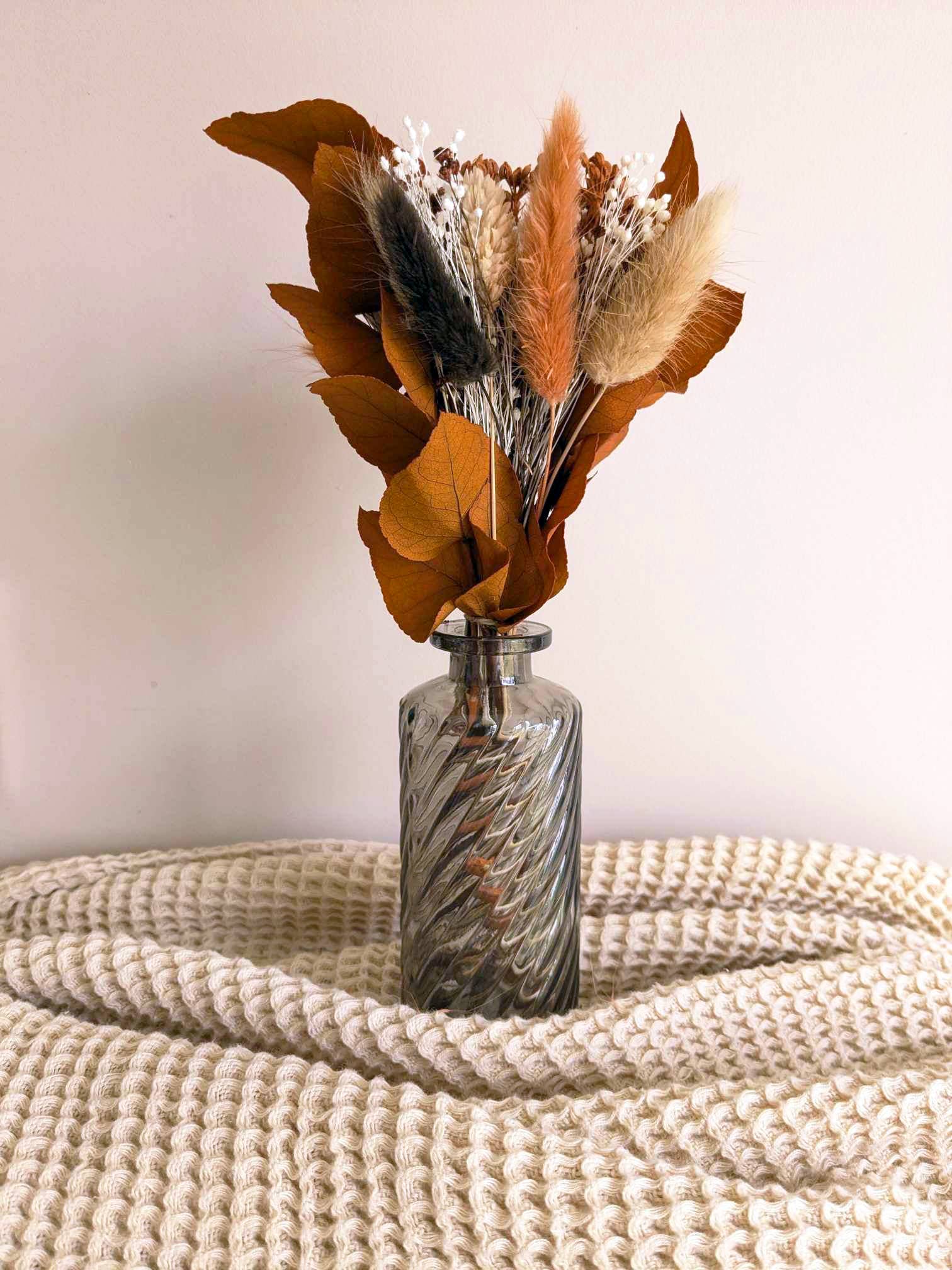 Maison Oline – Großhandel Getrocknete/gepresste Blumen – Moka – Kleiner Strauß natürlicher getrockneter Blumen1