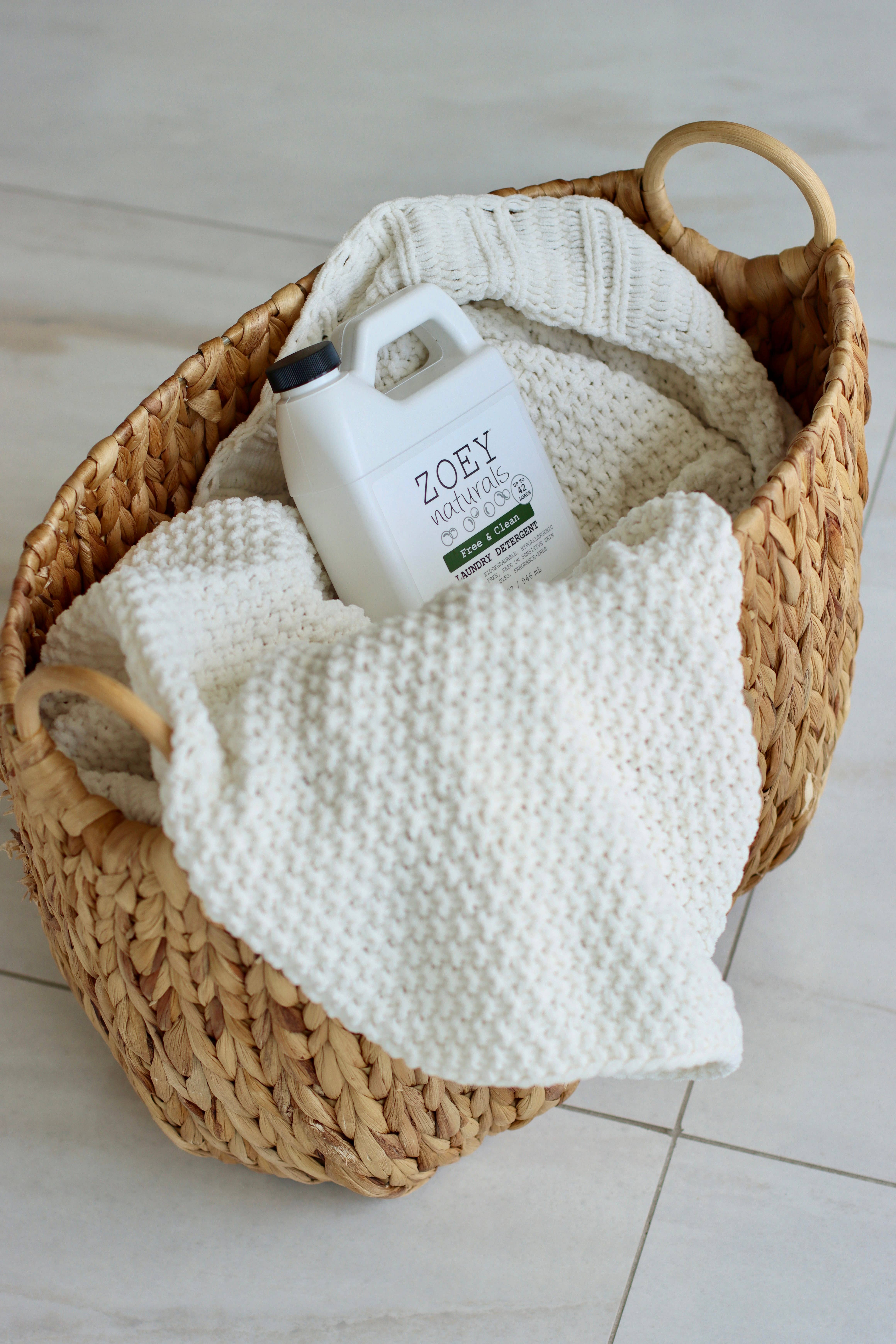 Zoey Naturals - Wholesale Liquid Laundry Detergent - Zoey Naturals Free & Clean Laundry Detergent 1