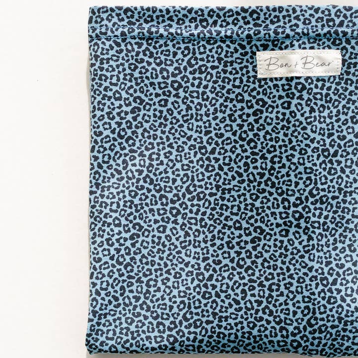 Bon + Bear – wholesale Nursing cover – Maternity – The Chicago Loop4