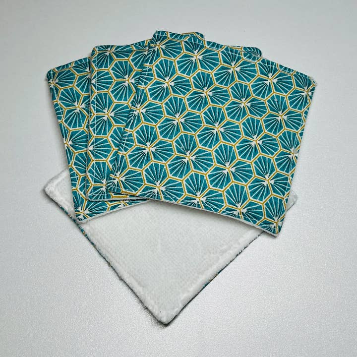 Washable teal pattern wipes for wholesale by Meli beauty