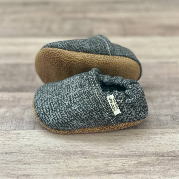Trendy Baby Mocc Shop - Wholesale Moccasins - Kids - Burlap Black Textured Moccasins