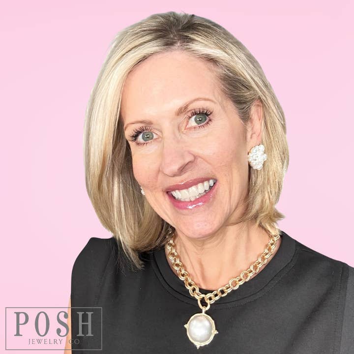 Gold Pearl bead pendant necklace for wholesale on Faire