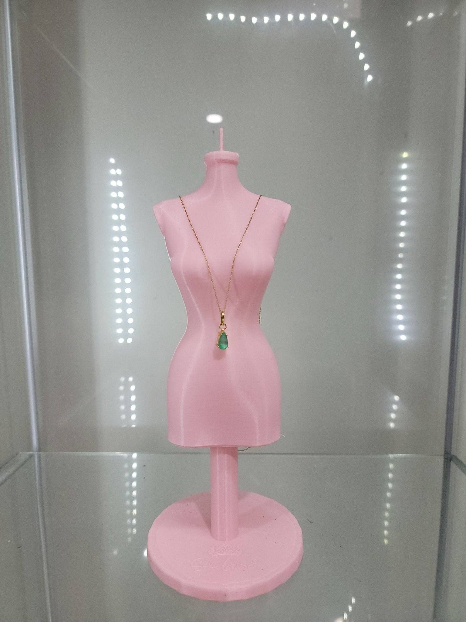 JDCOLFASHION LLC - Wholesale Jewelry Stand & Display - Elegant Pink Mannequin Jewelry Stand - Perfect for Displaying Necklaces & Accessories