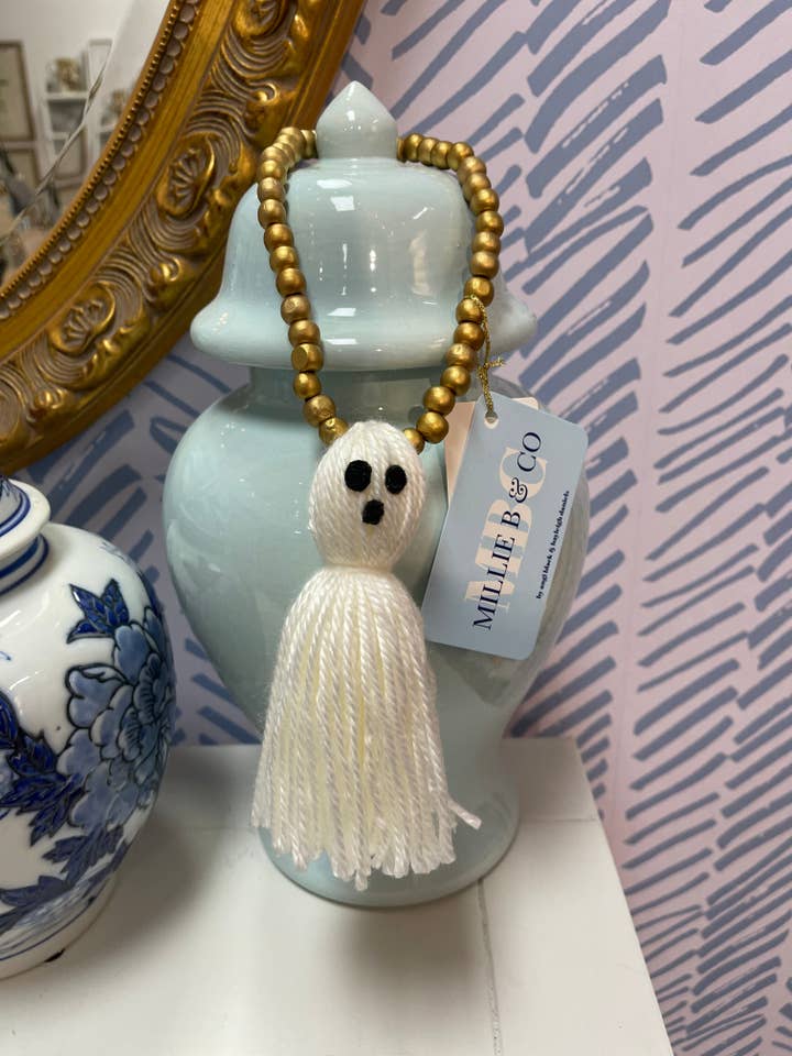 ghosty lamp/ginger jar tassel for wholesale by millie b & co