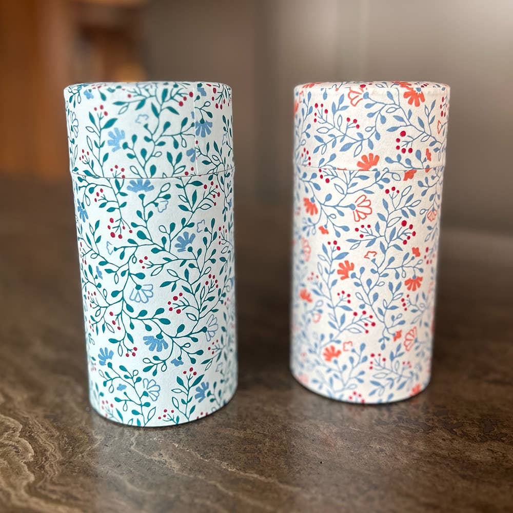 Tea soul – wholesale Matlåda – Kano-behållare 150 g med blommönster, olika färger1