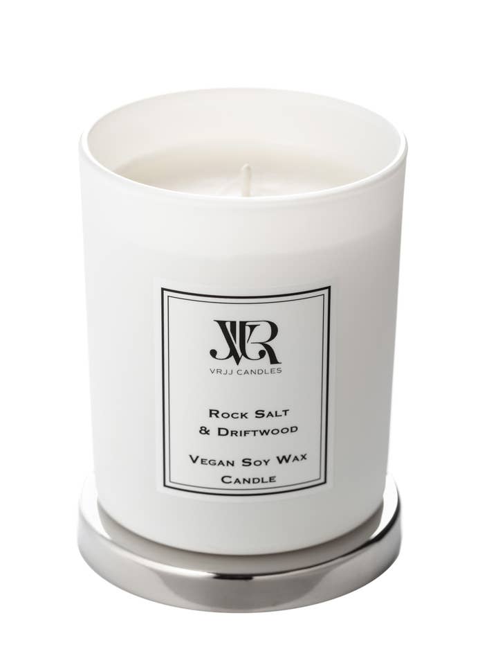 KERZE AUS STEINSALZ UND TREIBHOLZ MIT SOJAWACHS für den Großhandel von VRJJ Candles