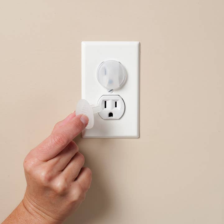 KidCo - Wholesale Safety Equipment - Electrical Outlet Caps5