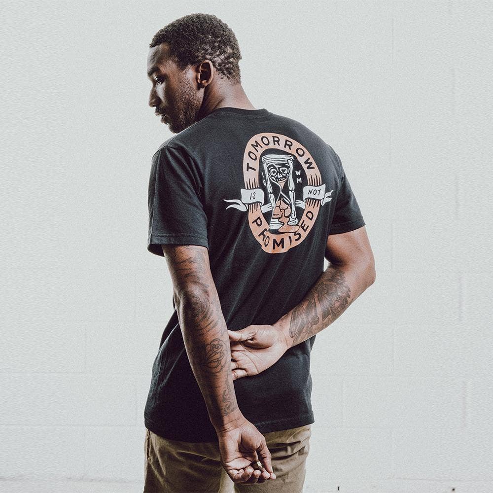 Preto Tee de amanhã não é prometido para venda a revendedores na Faire4