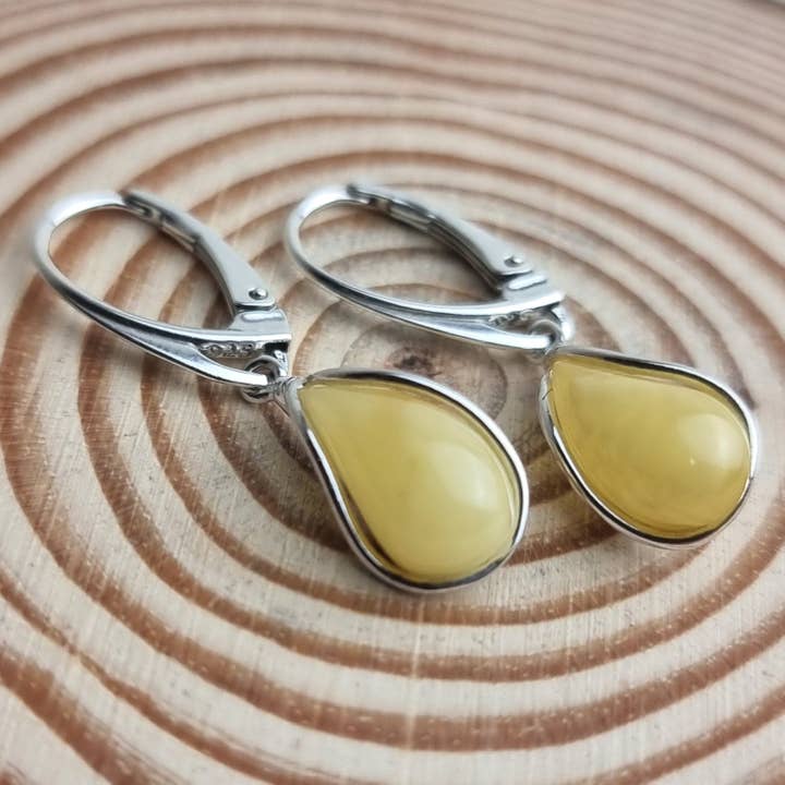 SilverAmber Jewellery - Vendita all'ingrosso Orecchini pendenti - Orecchini a goccia o pendenti moderni in argento Sterling 925 e ambra baltica - G0292