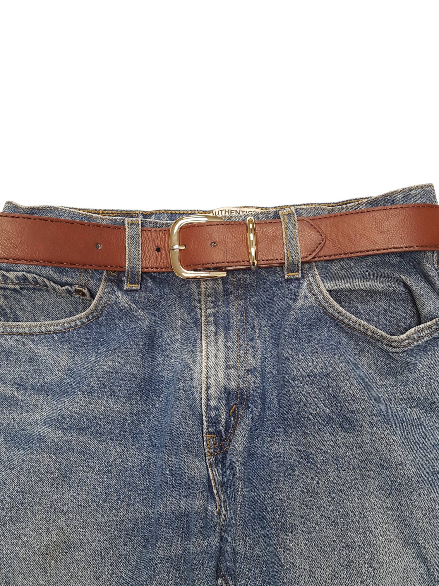 Axesoria West – wholesale Bälte - Dam – Avslappnat bälte med guldfärgat spänne och ögla1