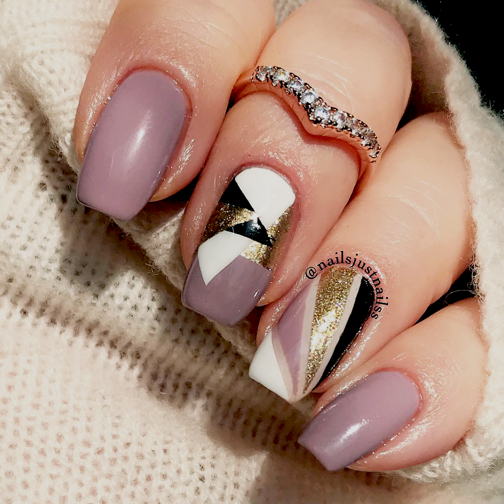 Duri Cosmetics - Wholesale Nail Polish - 178 All that Glitters, Gold Glitter Nail Polish6