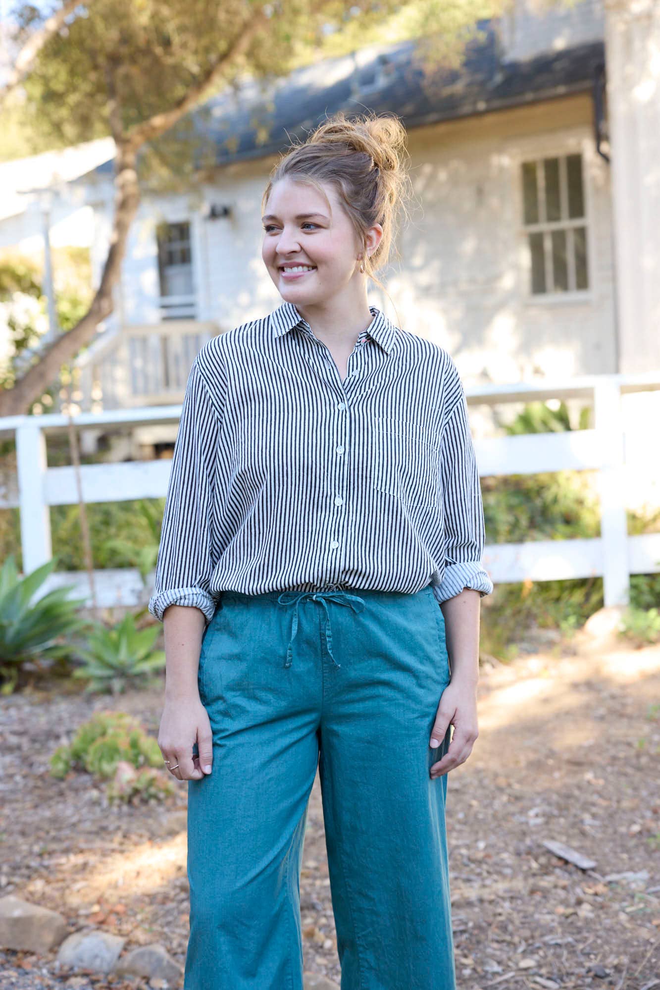 and for Good – Großhandel Hemd mit Button-down-Kragen – Damen – Good Boyfriend Shirt - Herrenmode Stripe Schwarz18