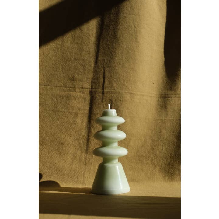 Vela TOTEM M Flor de jazmín y otras tendencias de Resultados para flores flamenca al por mayor. Devoluciones gratuitas y condiciones de pago a 60 días en Faire en Faire.