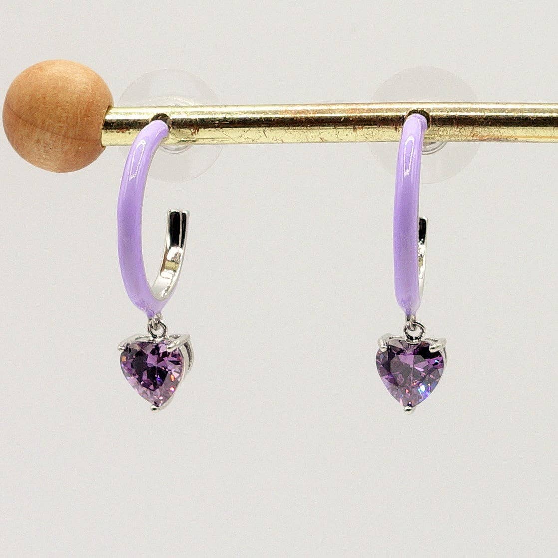 Daemon srls - Wholesale Hoop Earrings - CHERIE FLUO - HOOPS - PAIO orecchini a cerchio smaltati con cubic zirconia a forma di cuore15