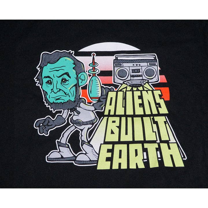 T-shirt Aliens Built Earth X Champion fabriqué sur commande, expédié en 2 semaines pour la vente par Brim of the World