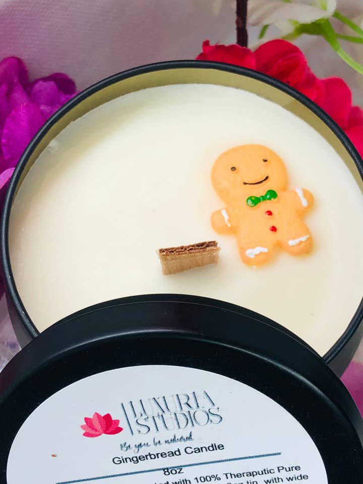 Gingerbread Candle for wholesale by Luxuria Studios