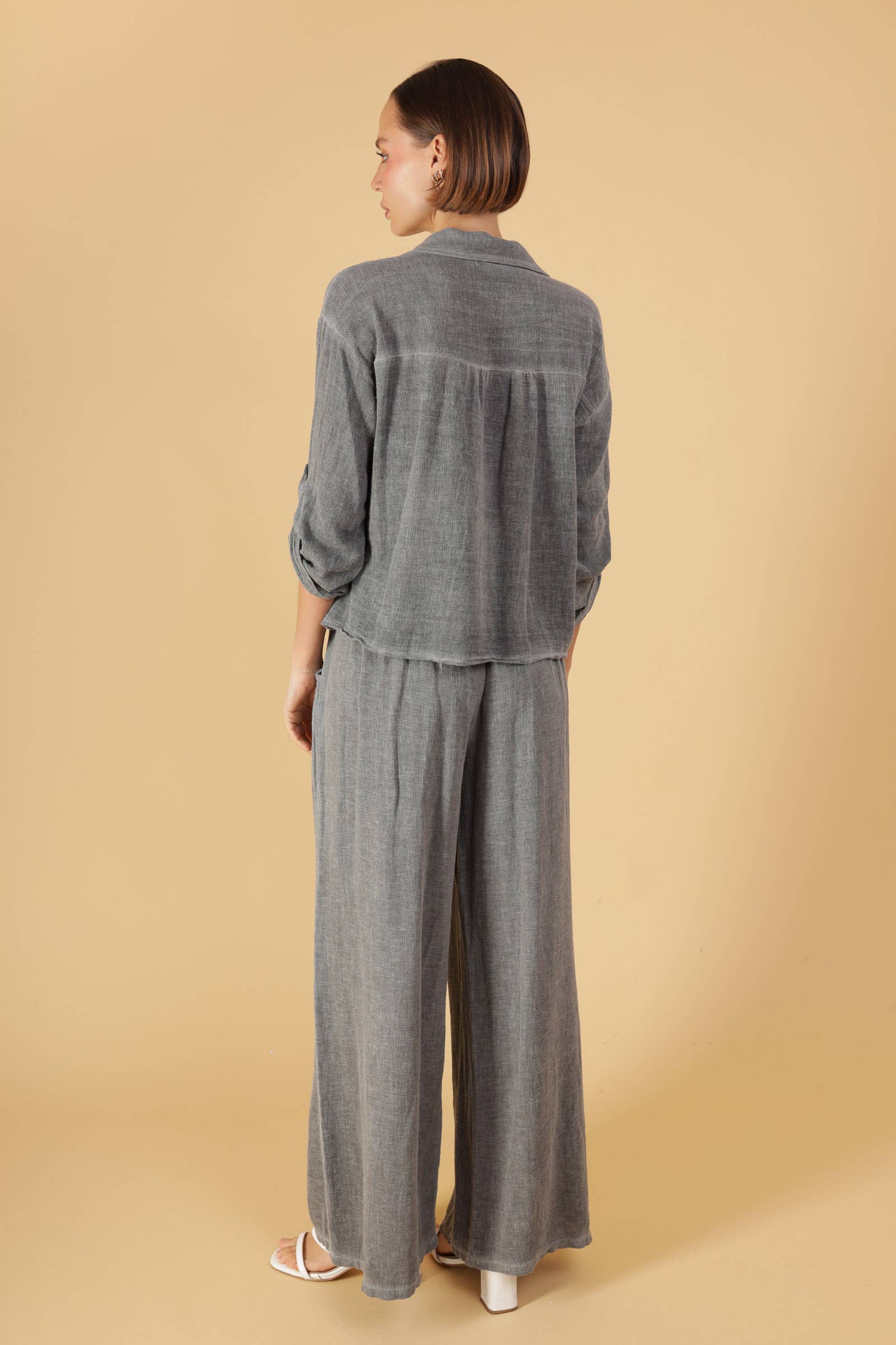 Shyloh - Wholesale Button Down Shirt - Women's - Linen cotton top 1578230