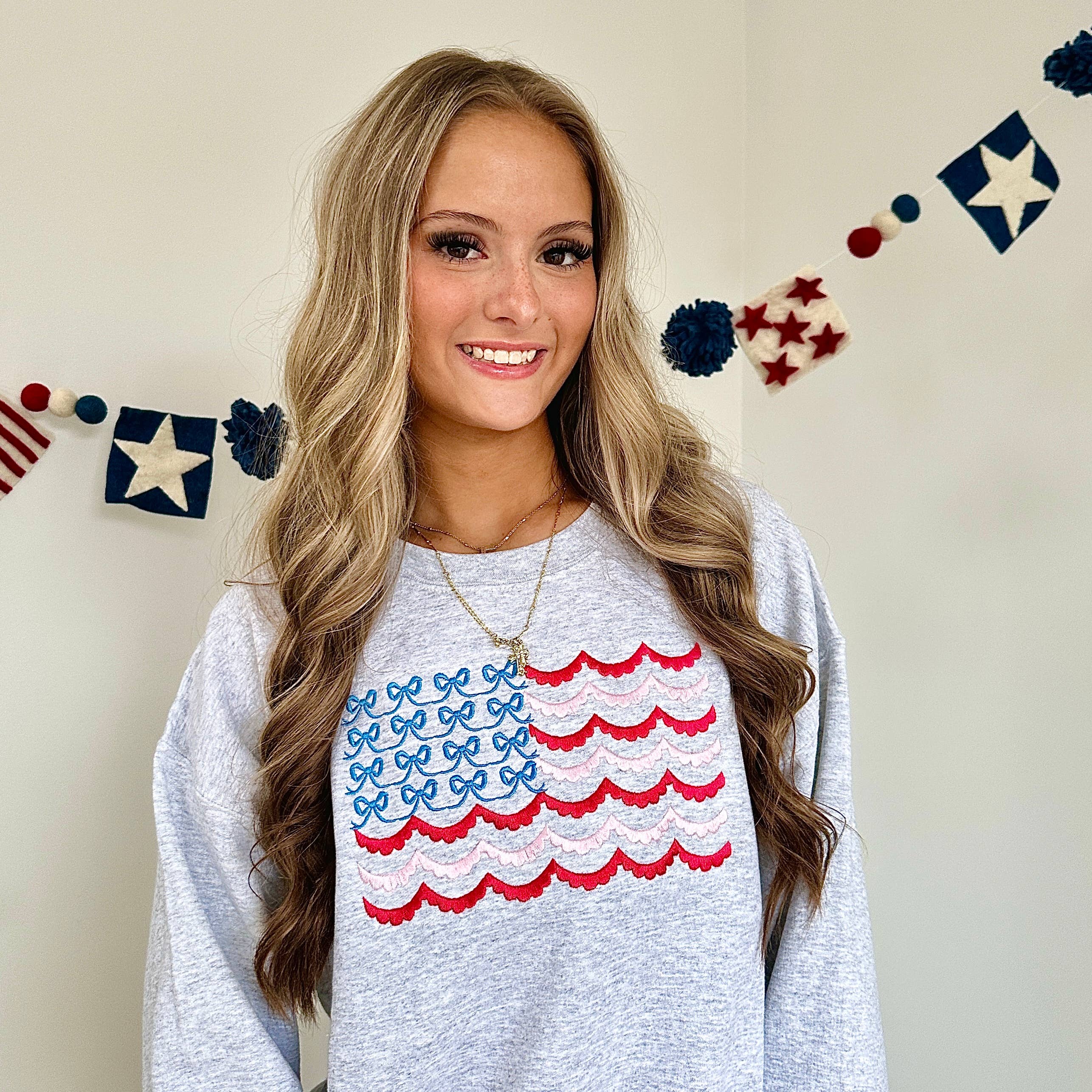 Arden & Gold - Wholesale Sweatshirt - Women's - Embroidered USA Bow and Scallop Crewneck Sweatshirt10