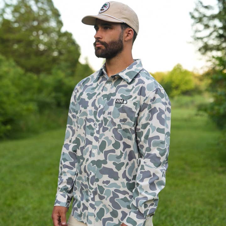 Camicia Verde a Maniche Lunghe Performance con Bottoni per la vendita all'ingrosso da parte di Hurricane Marsh Outfitters