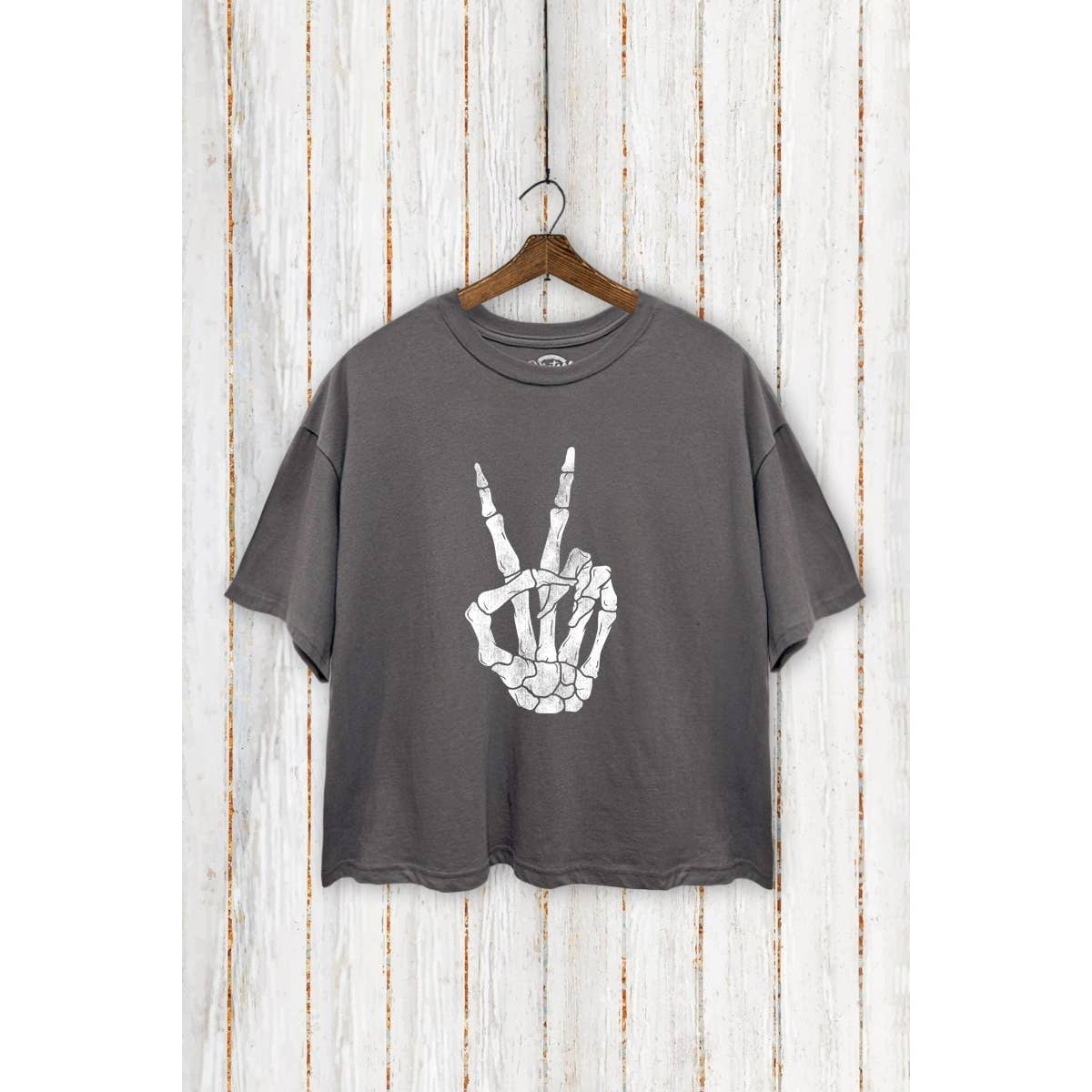 VINTAGE POINT USA - Wholesale Screen Printed T-Shirt - Women's - TC550-P5299 SKULL HANDS PEACE GRAPHIC PRINT BOXY CROP T-SHIR1