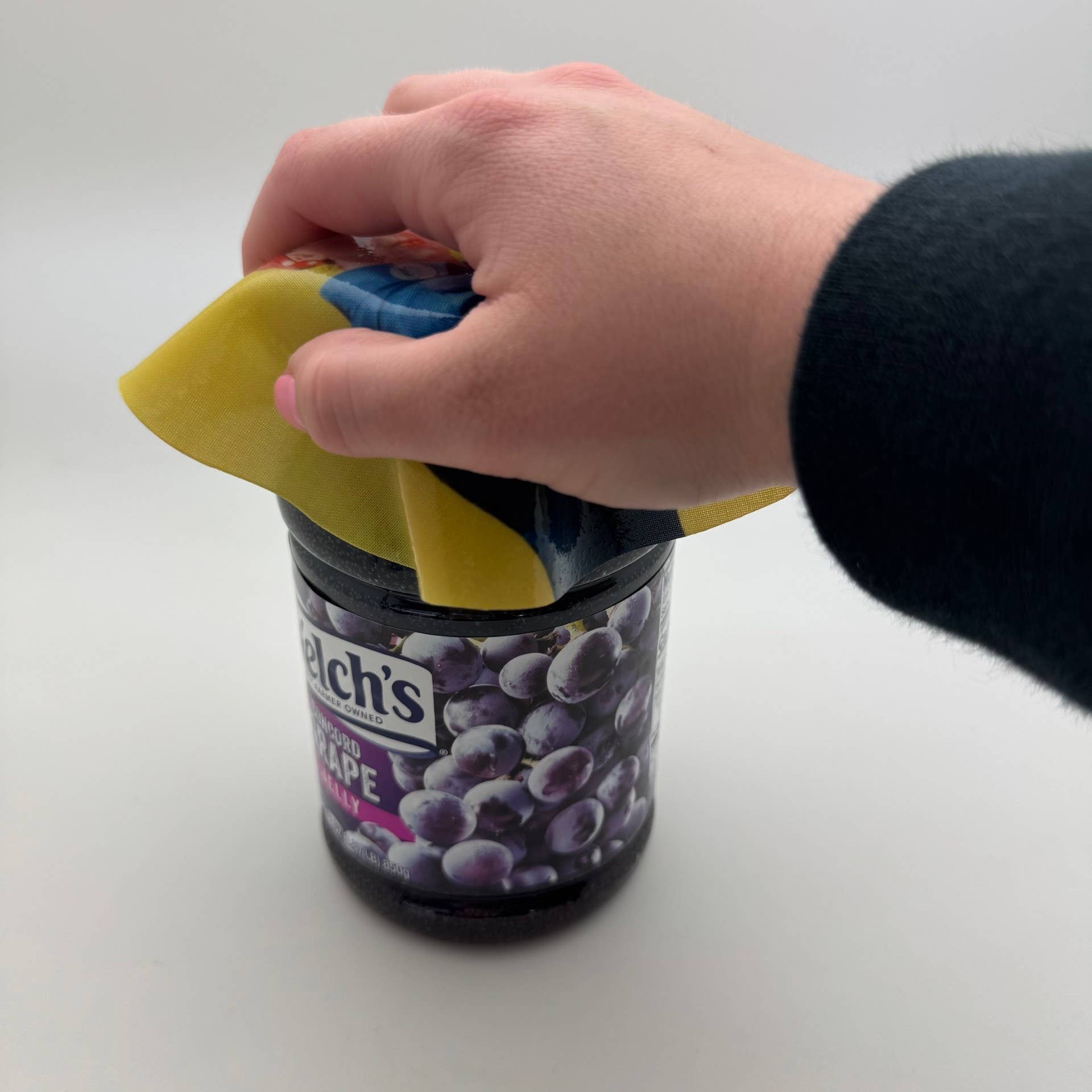 Andreas - Wholesale Jar Opener - Rosie the Riveter6