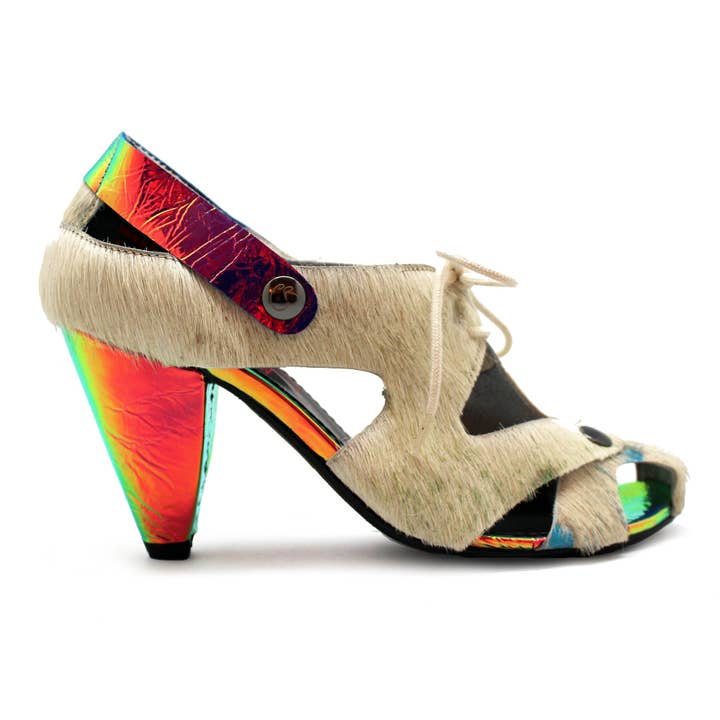 Coco - Sandalia unicornio arco iris blanco para venta al por mayor de Chanii B