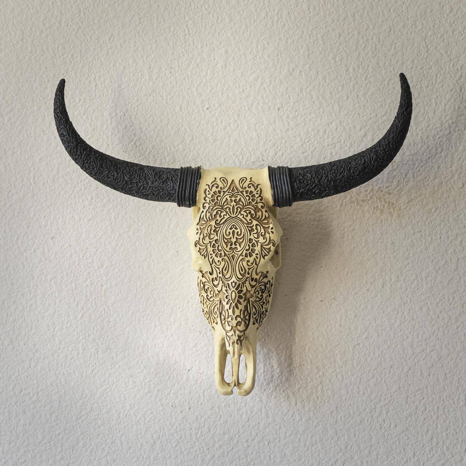 Pacific Trading - Wholesale Decorative Figurine - Carved Cow Decorative Skull