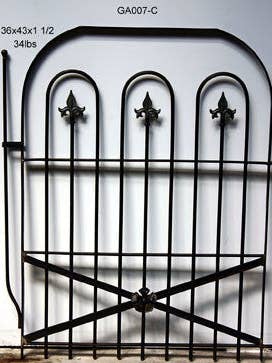 GT007-C - Simple Gate with 3 Finials for wholesale by Steel Heart Ltd.