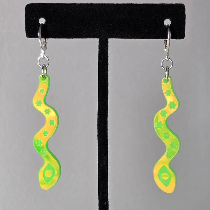 Star Snake Earrings for wholesale by CreepyMeat