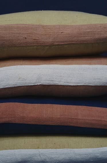 Happy French Gang - Wholesale Decoratief kussen - Contour Line kussen met mosterd en Himalaya 18x18in1