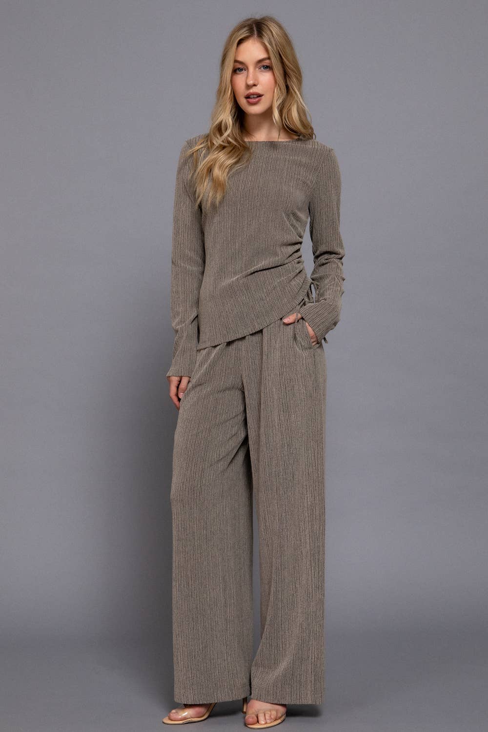 Active Basic | Active USA - Wholesale Knit Top - Women's - Long Sleeve Round Neck Side Ruched Two Tone Texture Knit Top3