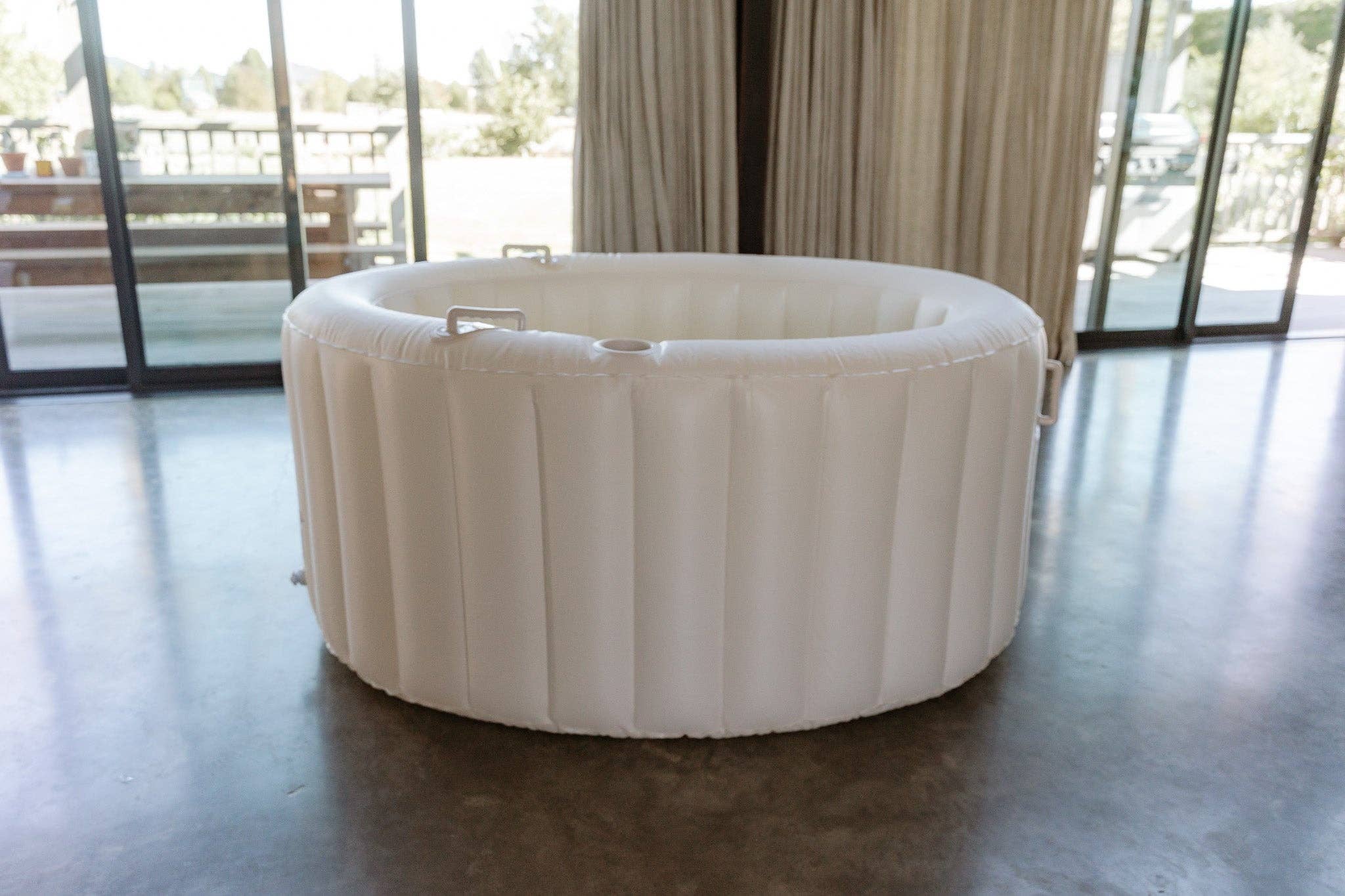 &honey - Wholesale Inflatables - OAT MILK Professional Birth Pool4