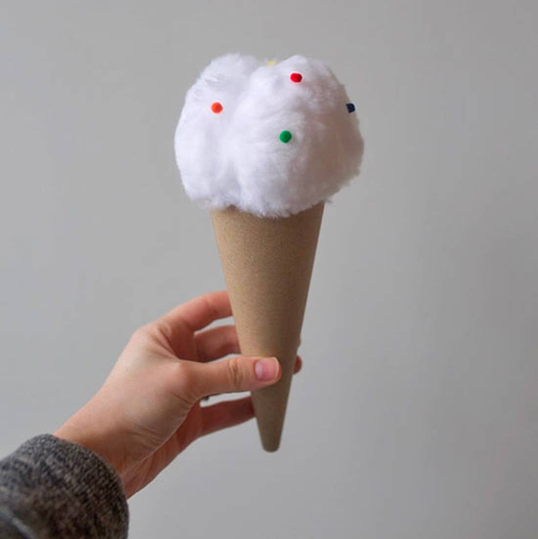 Factory Direct Craft - Vente Kit de bricolage - Cône en carton fibre de 17,1 cm de haut x 7 cm de diamètre4