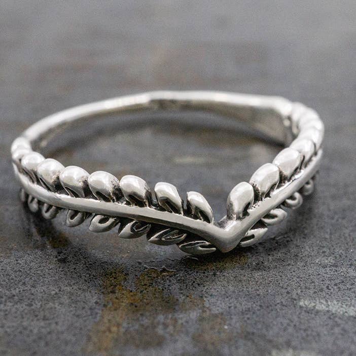 Silver Laurel Wreath Ring for wholesale on Faire