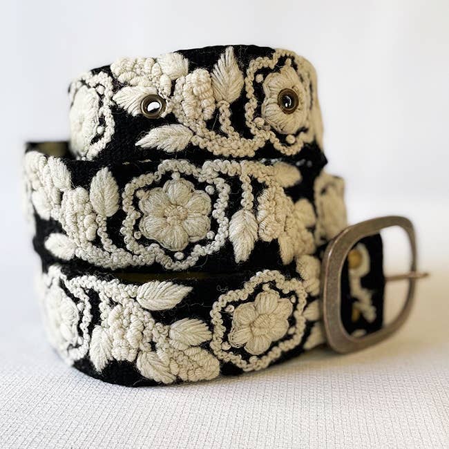 Jenny Krauss - Wholesale Belt - Women's - Two-Tone Embroidered Wool Belt, Black/Cream