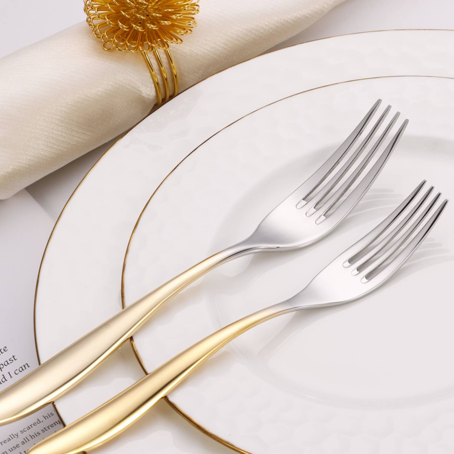 VIVIENCE - Wholesale Flatware Set - 20 Pc Flatware Set with Wavy Handle (4 color options)2