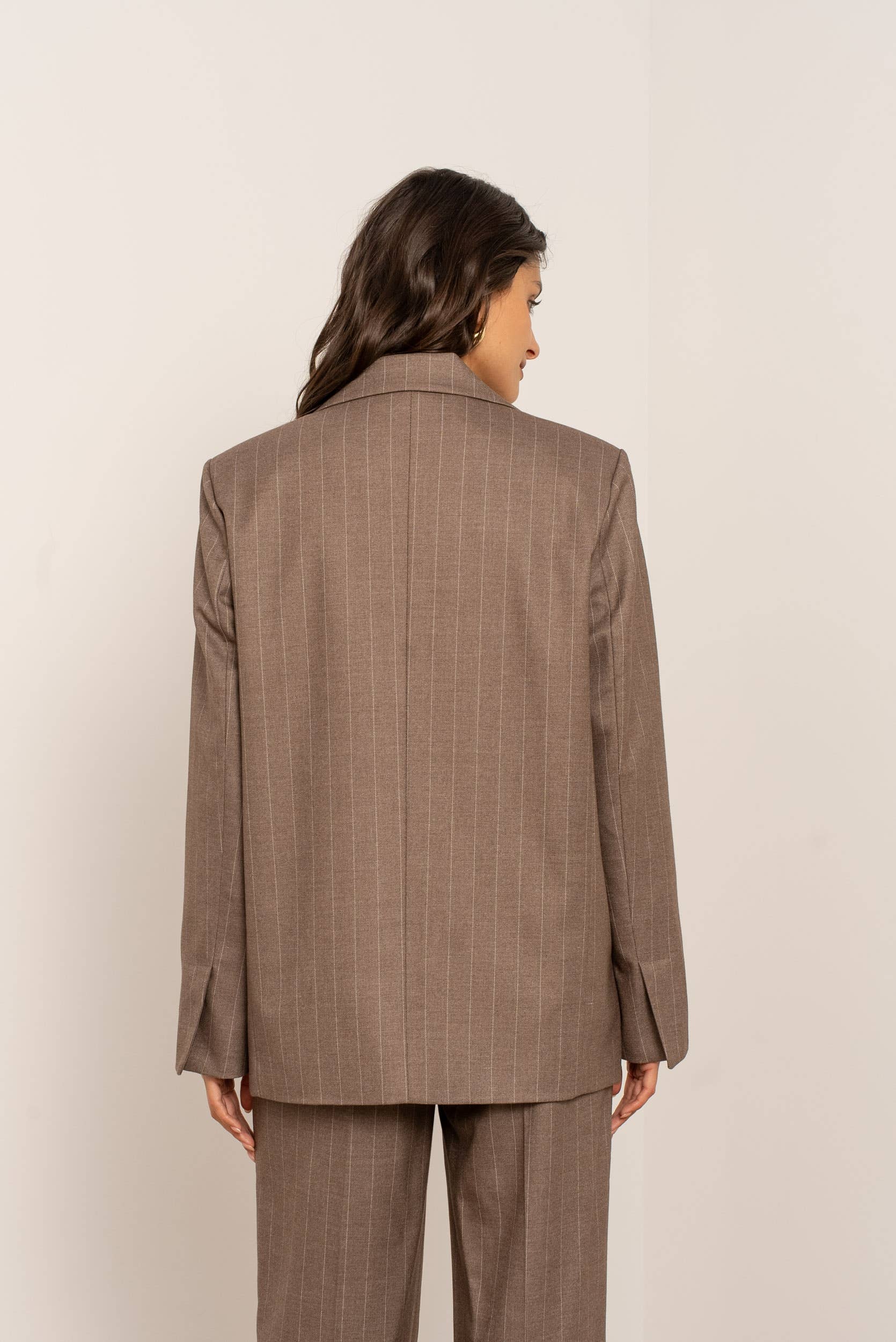 Attentif Paris - Wholesale Blazer - Women's - Oversized pinstripe blazer41