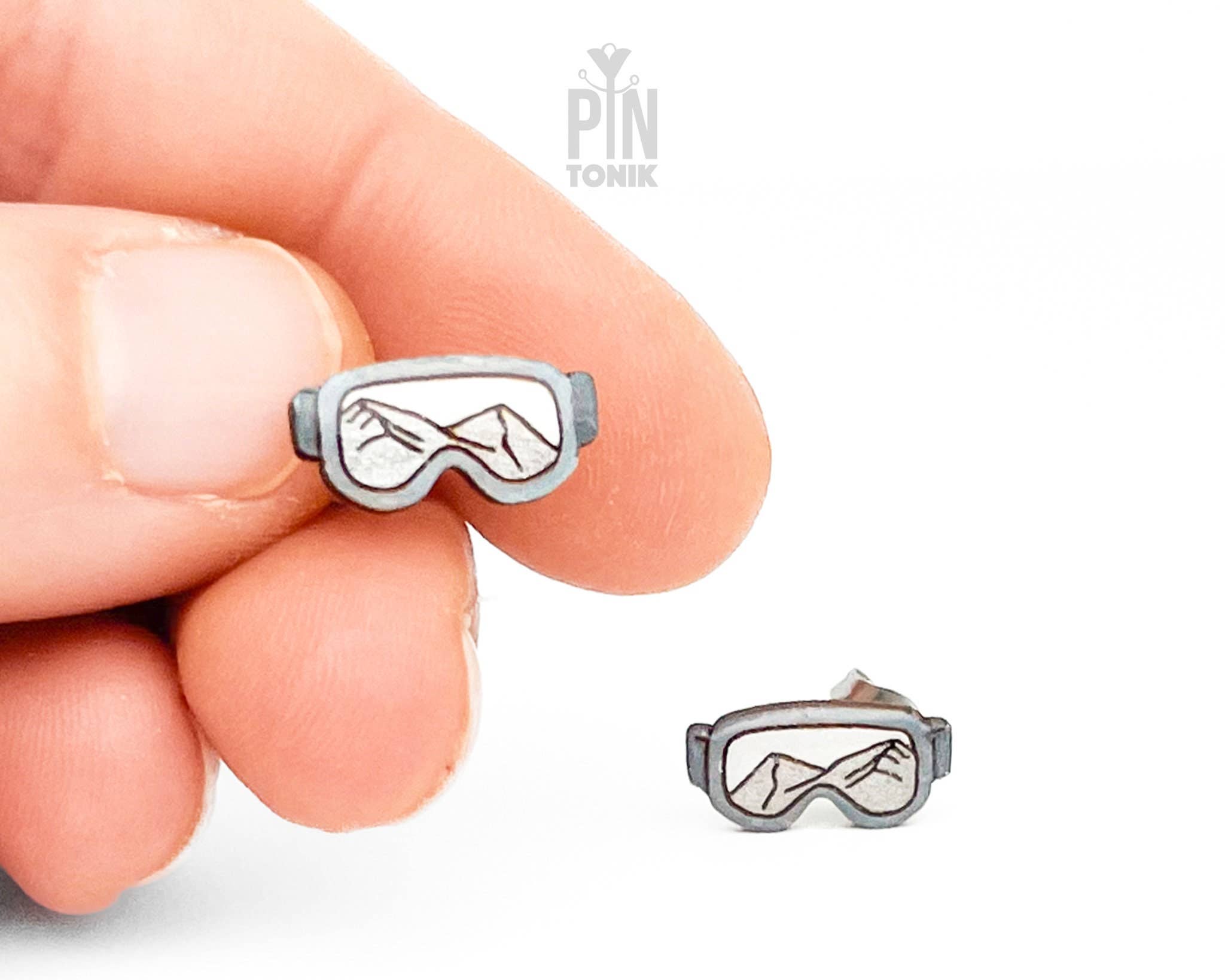 PinTonik – Großhandel Ohrstecker – Skibrillen-Ohrstecker - Holzschmuck für Après-Ski