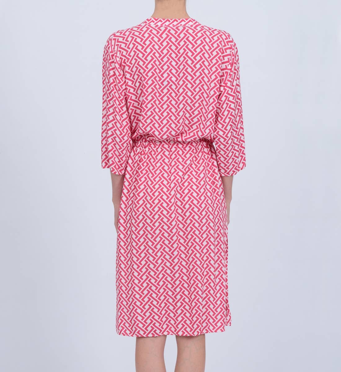 GILI'S - Wholesale Swim Cover Up - Women's - Summer Break mid-length beach dress with button down collar2